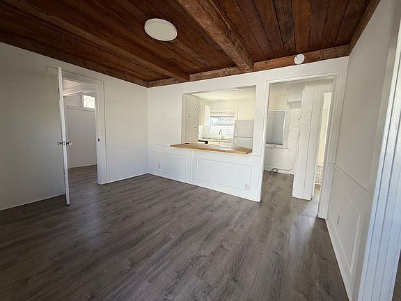 3rd image of 6028 Eleanor Ave #6028