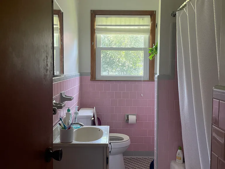 1731 Wasp St — Photo 8