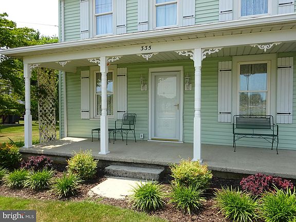 3rd image of 335 E Leitersburg St