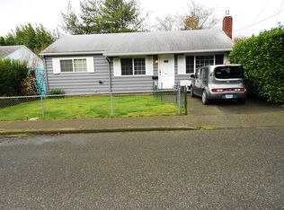 1963 N 14th St, Coos Bay, OR 97420
