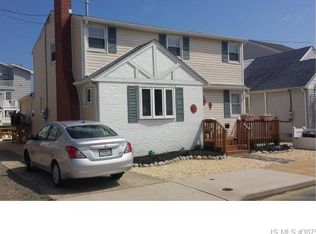 11 E 30th St, Long Beach, NJ 08008