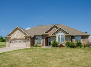 4412 S 154th Rd, Bolivar, MO 65613
