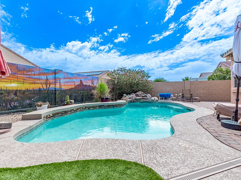 729 W Silver Reef Dr — Photo 16
