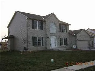 3505 Matthew Dr photo 1