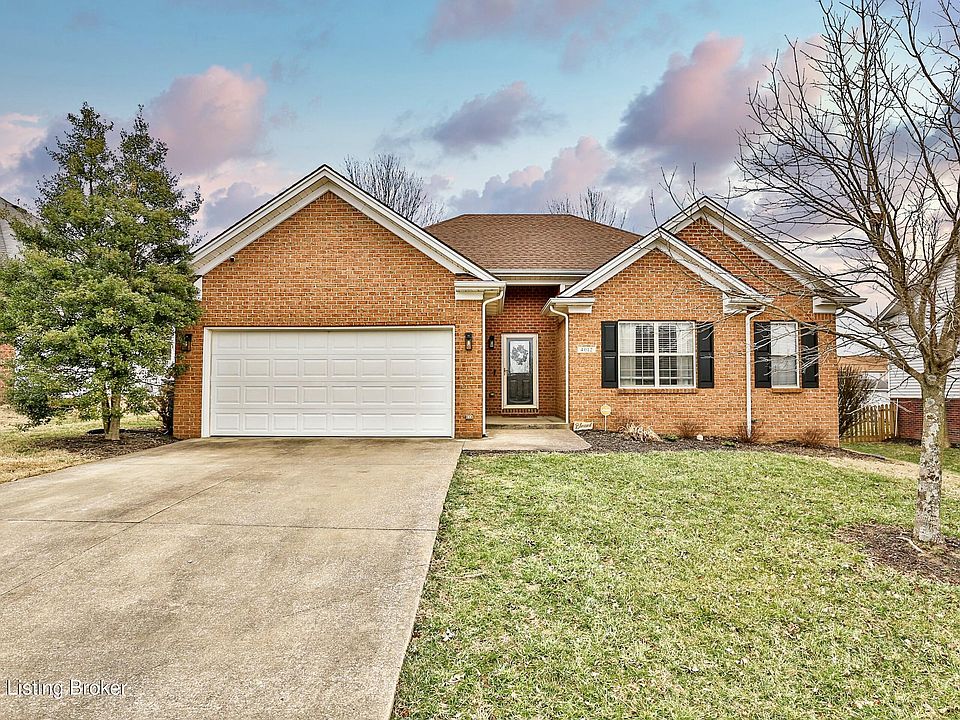 1st image of 4012 Heron Dr