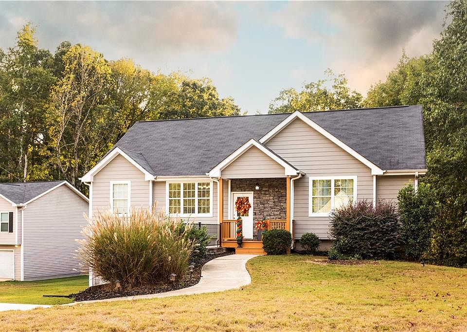 1st image of 355 Conner Ct