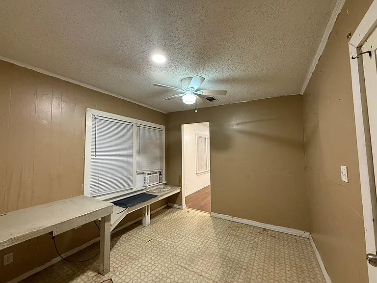 547 Commerce St — Photo 20