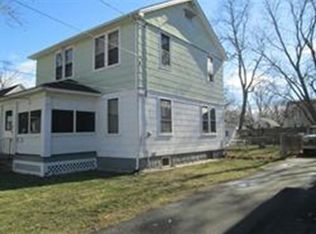 75 Athol St, Springfield, MA 01107