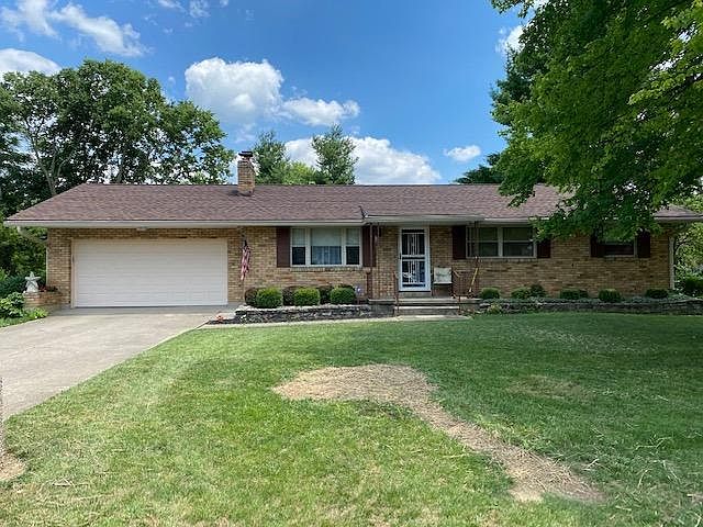 1st image of 2302 Beechwood Dr