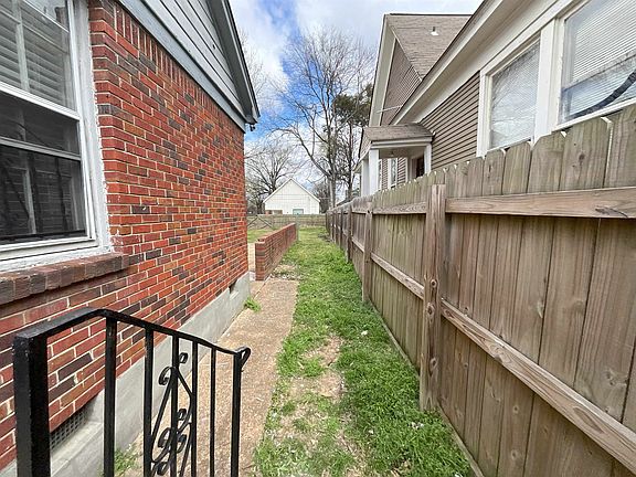 3rd image of 1244 Tutwiler Ave