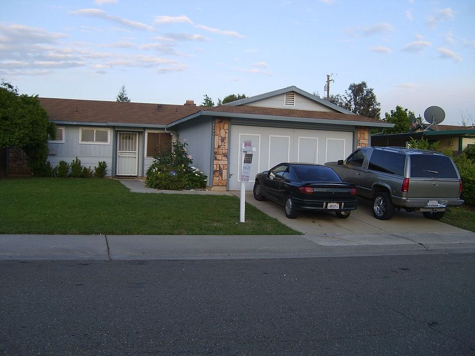 1st image of 8545 Sunrise Woods Way