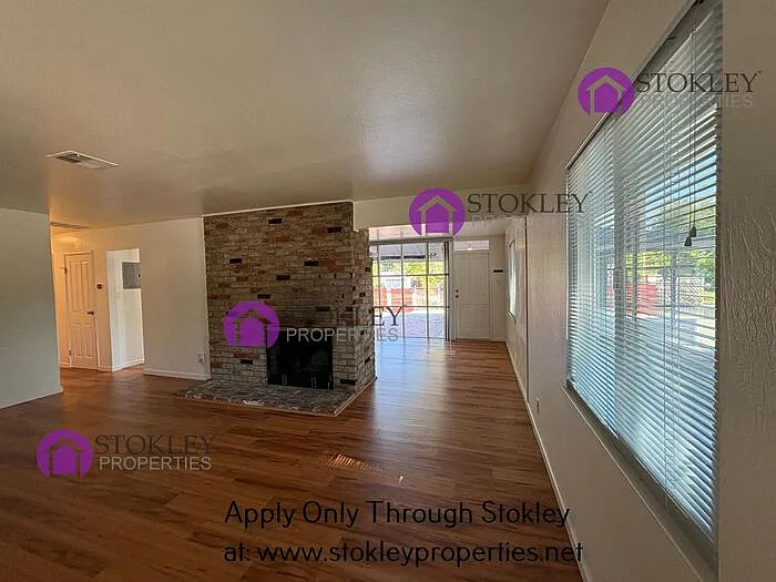747 Harvard Dr — Photo 9