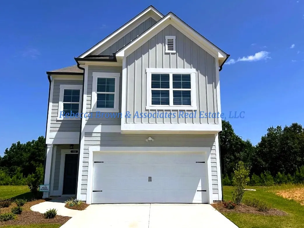 3 bed, 2.5 bath, 1887 sqft, $2,100 — Photo 1