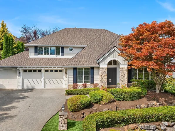6633 Fairway Avenue SE, Snoqualmie, WA 98065