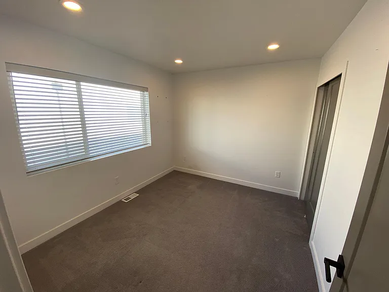 1660 S Major St E #17 — Photo 8