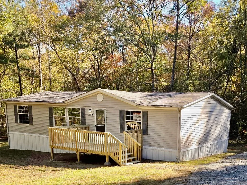 577 Chesterfield Rd