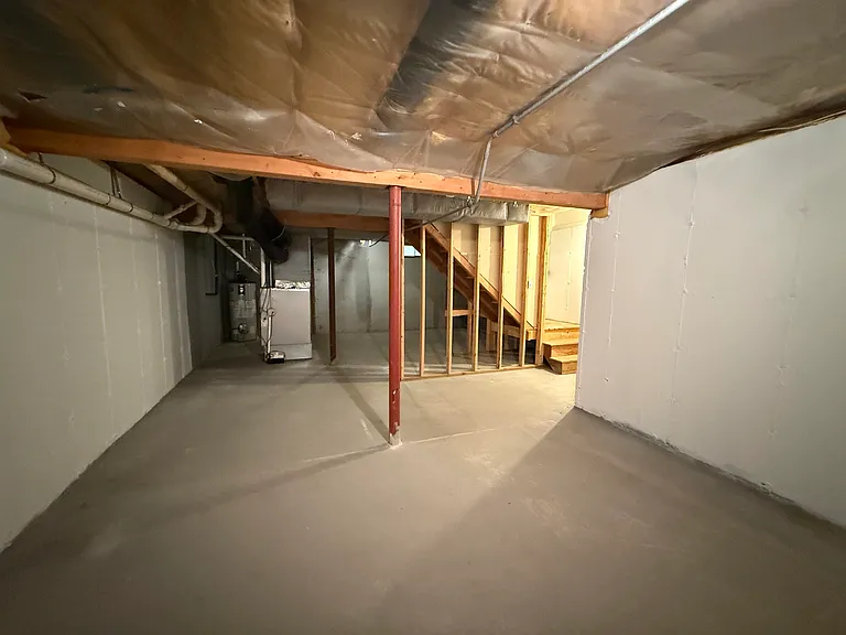 144 Main St #3 — Photo 21