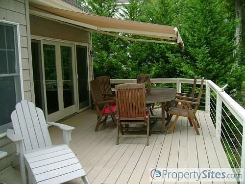 3rd image of 1020 Plum Creek Dr