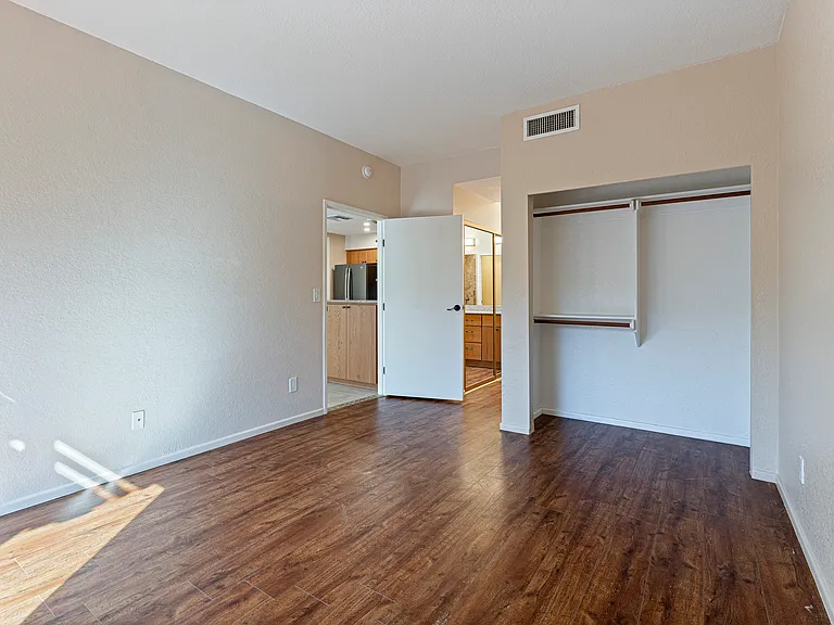 5557 N Crystal Mist Pl — Photo 10
