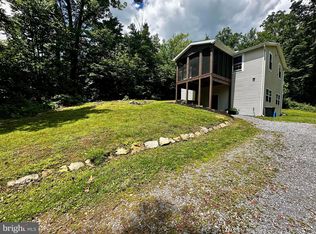 77 Mountain Ln, Newburg, PA 17240