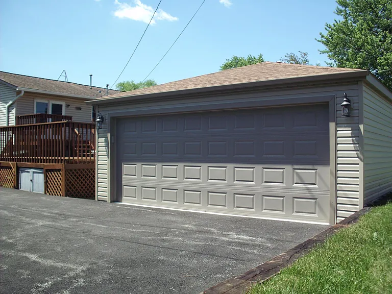 2-car garage