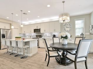 2935 Villa Catalonia Cir, Corona, CA 92881