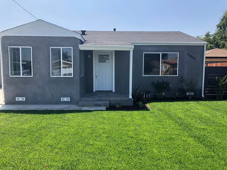 10400 Gunn Ave — Photo 6