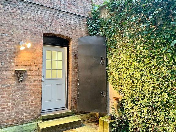 2nd image of 309 W 84th St #6A