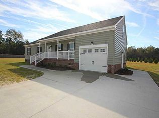 1527 Glen Haven Dr, Suffolk, VA 23437