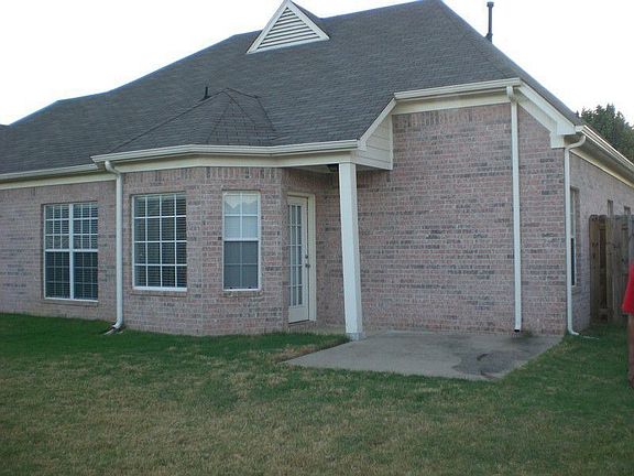 950 Cully, Cordova, TN 38018