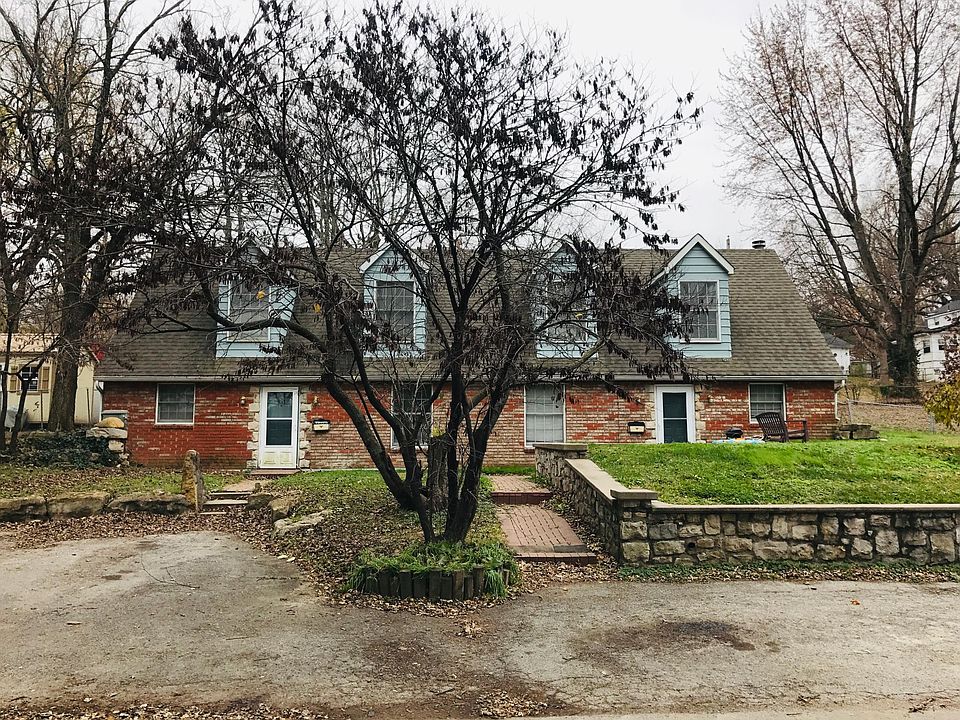 1st image of 609 E Hereford Ave