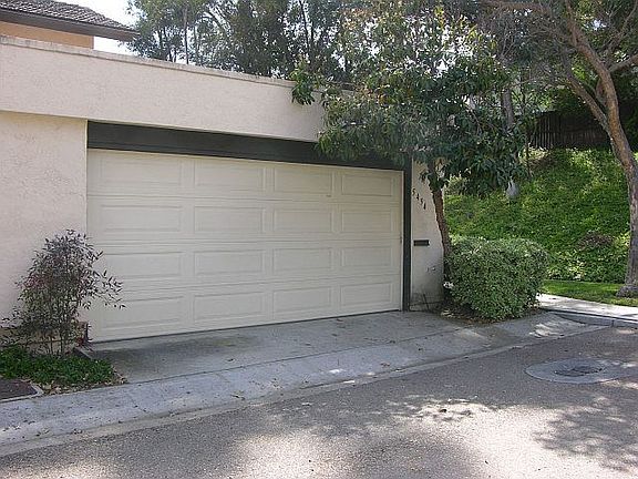2 cars garage