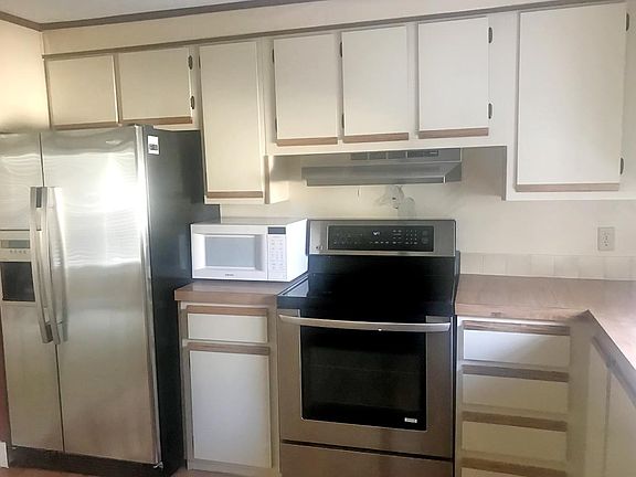 2nd image of 309 San Remo Ln #309