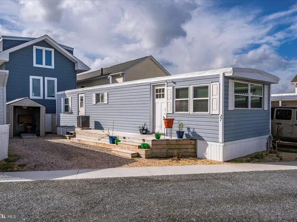 27 Middle Way Ln, Ocean City, MD 21842