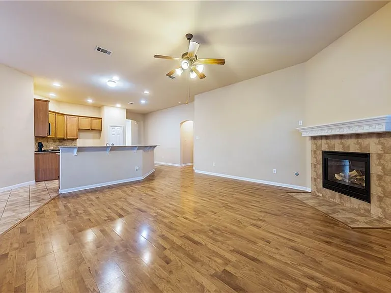 3509 Pine Needle Cir — Photo 16