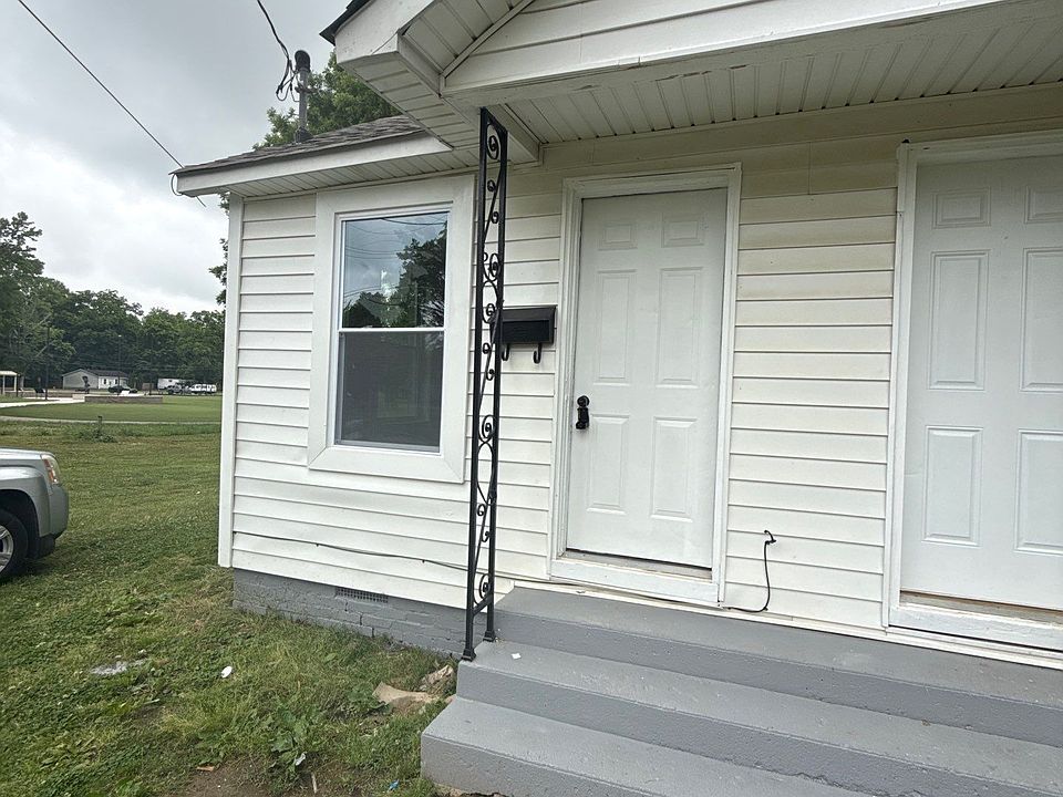 1st image of 612 E Jefferson St
