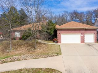 9201 Canopy Oaks Dr, Fort Smith, AR 72903