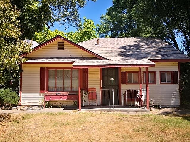 1st image of 7841 Twin Oaks Ave