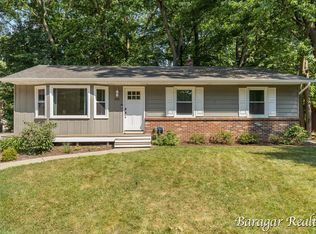 1882 Cannon St SW, Wyoming, MI 49519