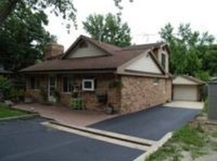 1357 Prospect Ave, Willow Springs, IL 60480