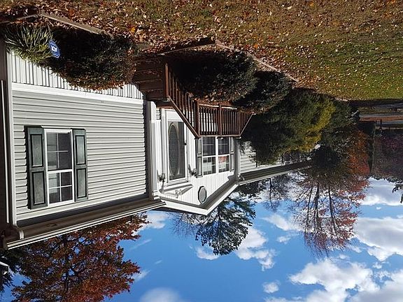 3rd image of 34317 Harbor Dr S