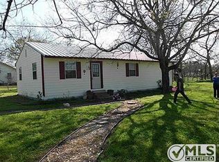 203 N Fulton St, Rice, TX 75155