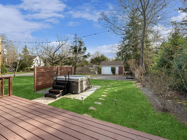 Wooleys Dr — Photo 16