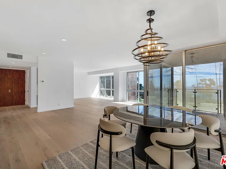 515 Ocean Ave #402S — Photo 16