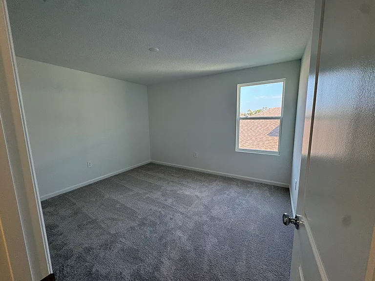 1516 Loxley Trl — Photo 18