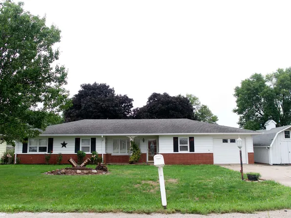706 NE 6th St, Greenfield, IA 50849