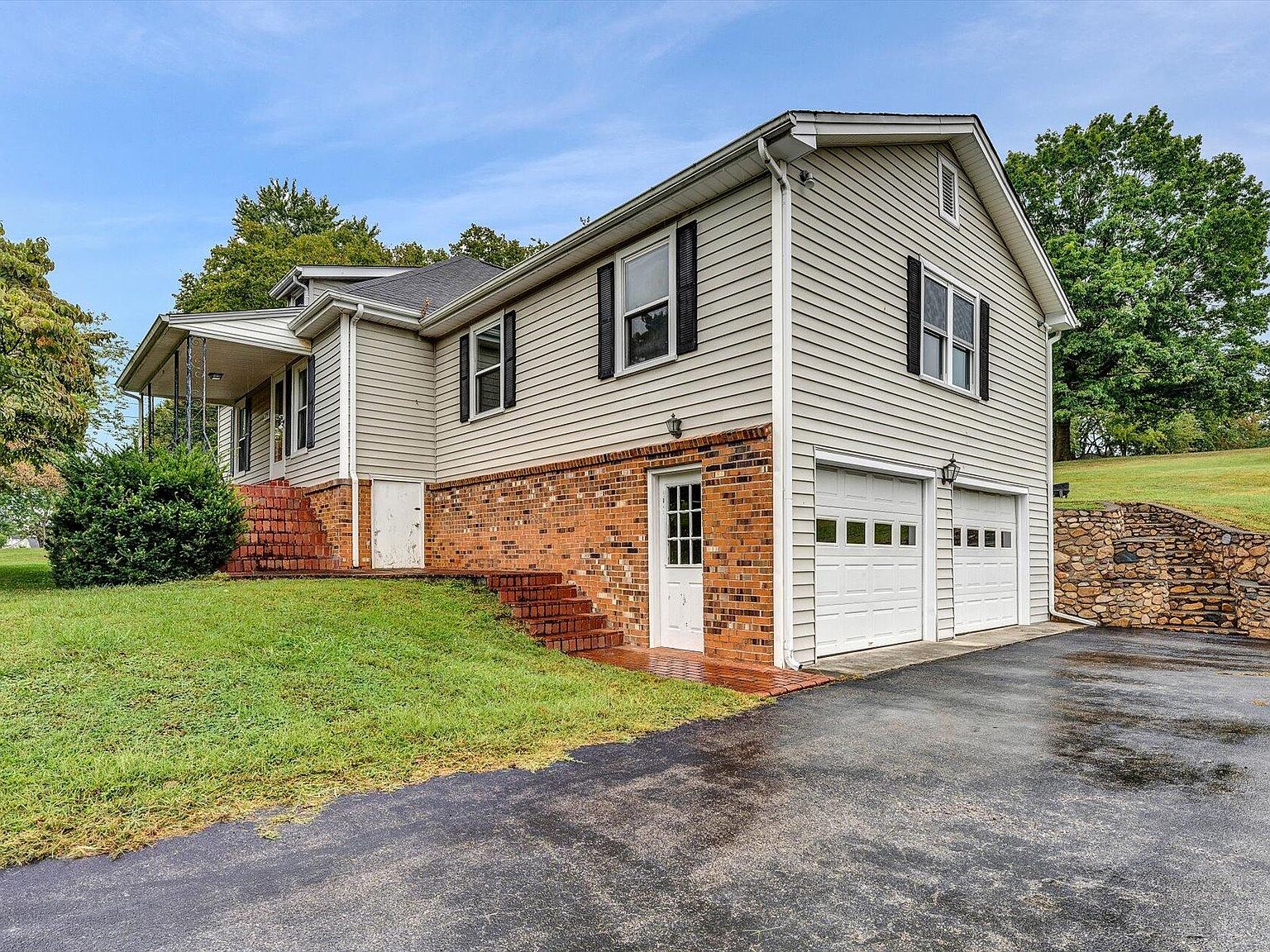 2744 Highland Rd, Roanoke, VA 24014 MLS 901070 Zillow
