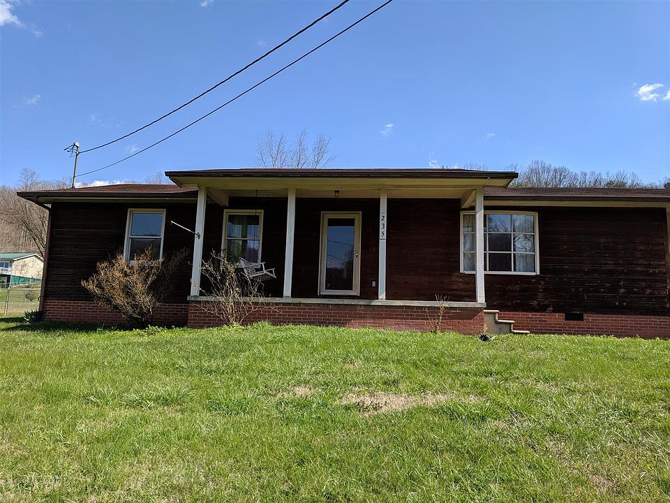 1st image of 235 Hidden Valley Dr