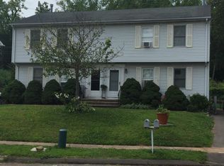 1 Lembo Dr, Wethersfield, CT 06109