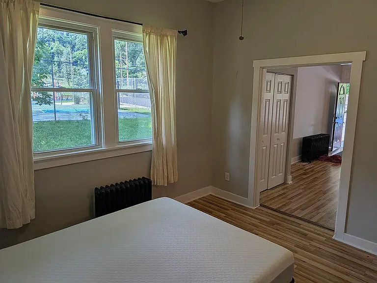 43 Strauss St #1F — Photo 9